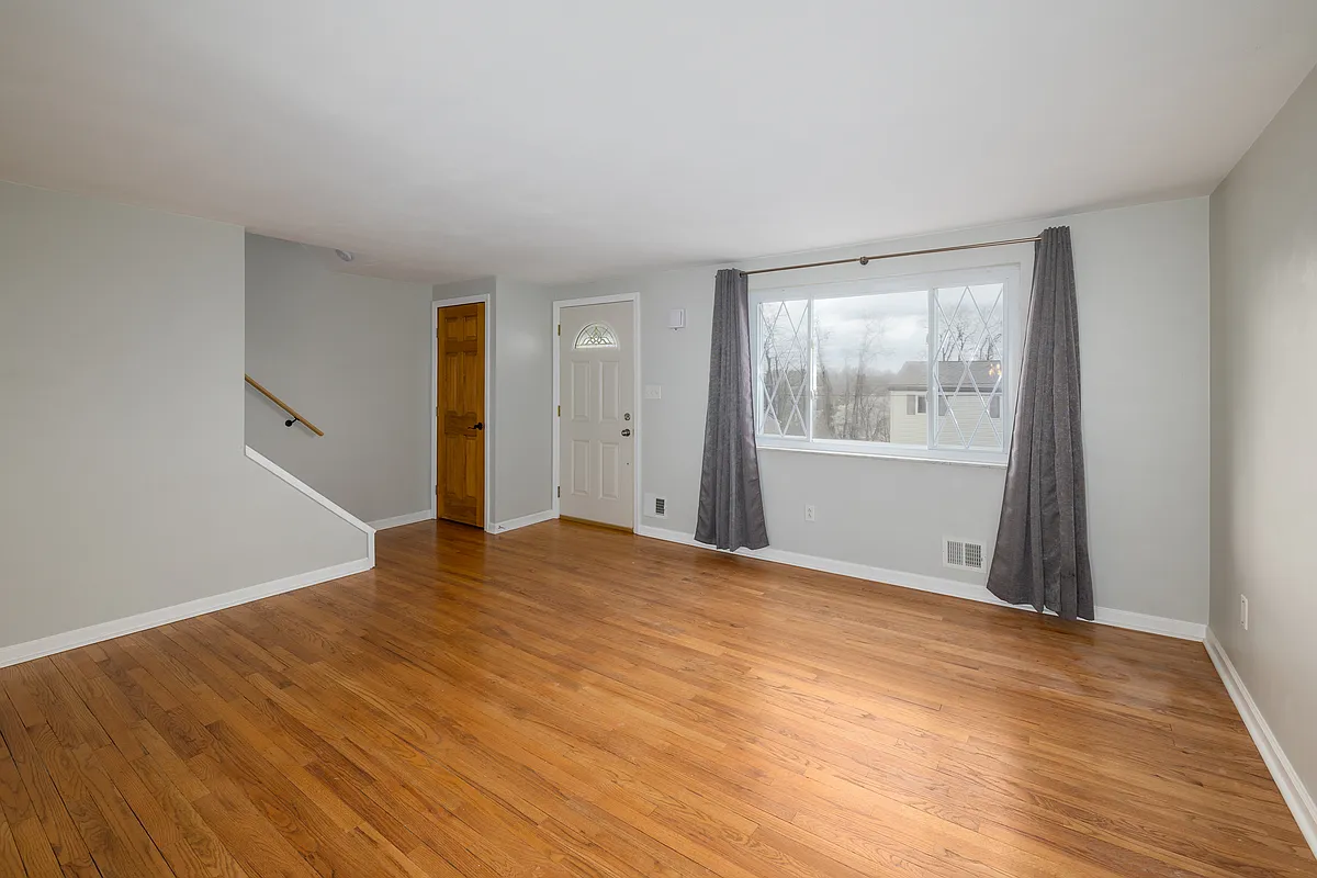 Building Photo - 108 Preston Dr #108