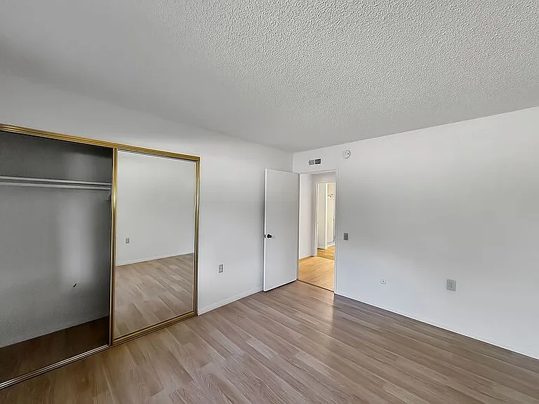 16737 Meandro Dr — Photo 11