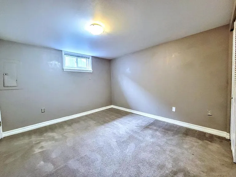 7721 Earl Ave NW — Photo 9