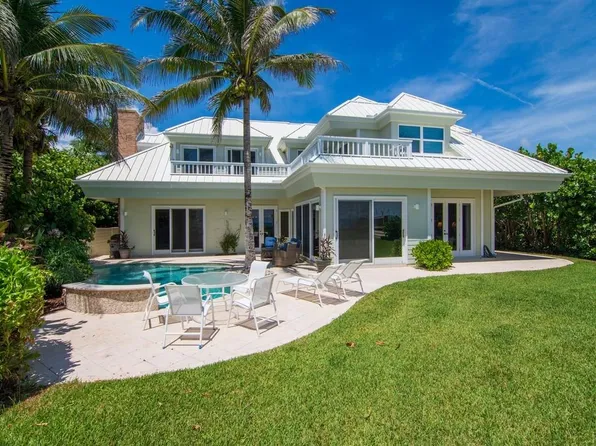 906 Holoma Dr, Indian River Shores, FL 32963