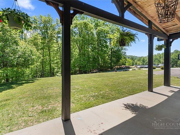 4th image of 152 Pioneer Ridge