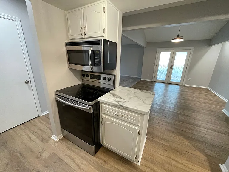 10617 Wood Flower Ct — Photo 12
