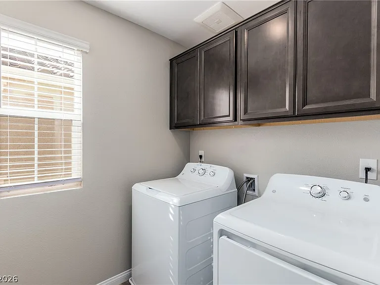 2280 Teatro Ave — Photo 24