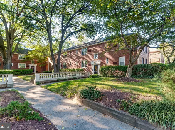110 N George Mason Dr APT 4, Arlington, VA 22203