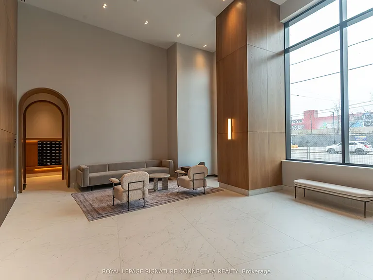 1185 Dupont St #1210 — Photo 2