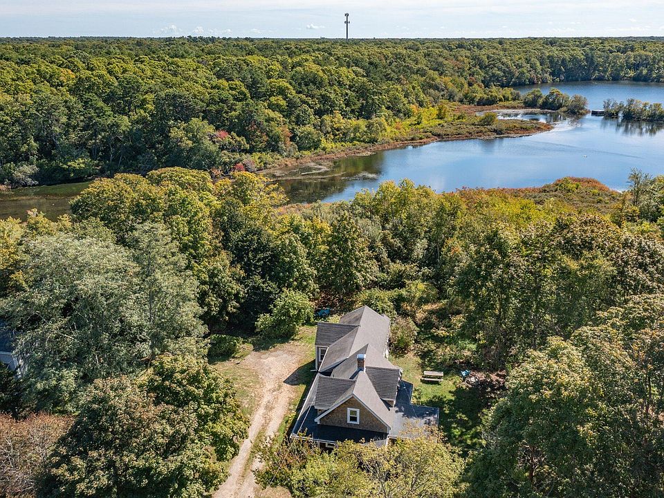 637 Sandwich Rd, East Falmouth, MA 02536 MLS 22204982 Zillow