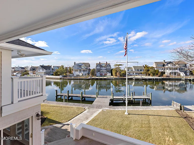 954 Barnegat Ln — Photo 104