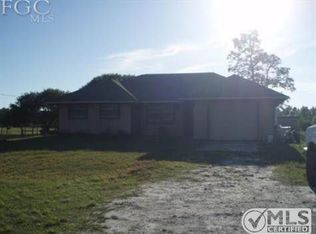 1093 Pine Ave, Labelle, FL 33935