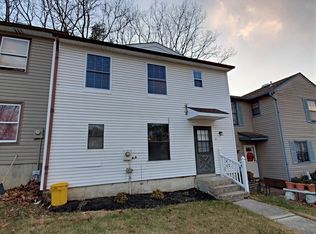 8 Wilshire Rd, Sicklerville, NJ 08081