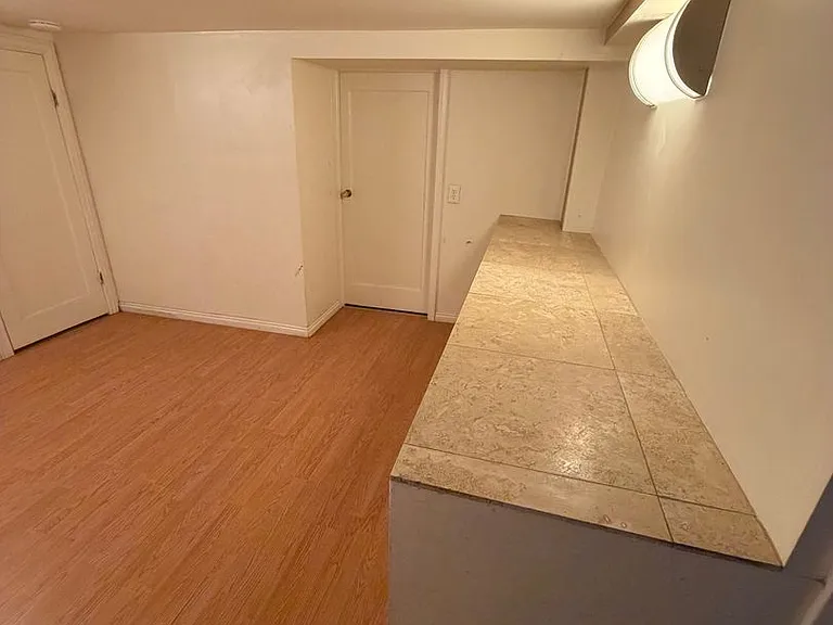 625 E Wilmington Ave — Photo 34