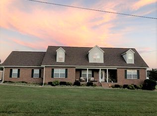 210 Vince Dr, Bell Buckle, TN 37020