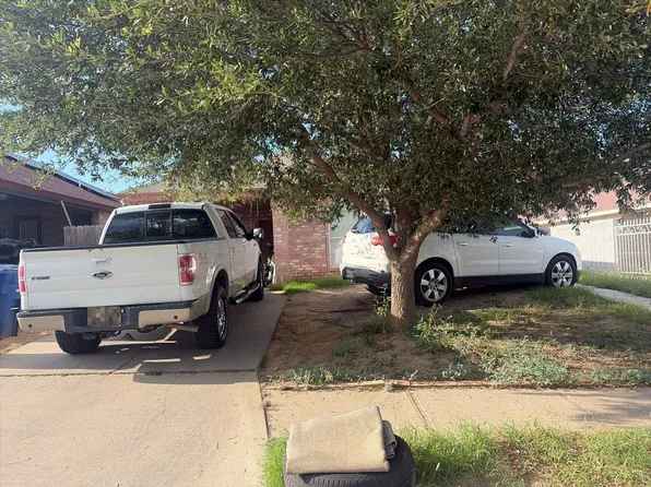 2414 Maida Ln, Laredo, TX 78046