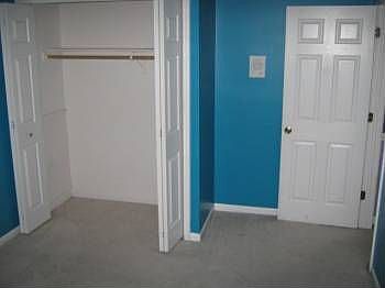 5th image of 1304 Oaklawn Dr