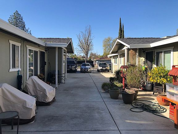 4th image of 2080 16th Ave