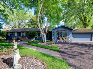 1 Point Rd, Bayport, MN 55003