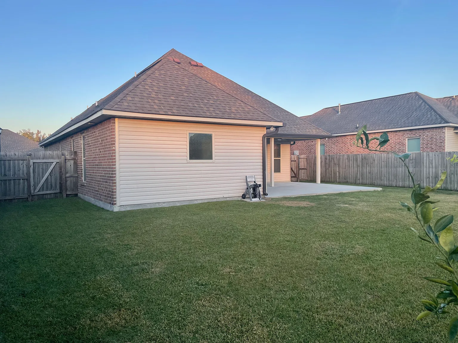 7930 Tall Willow Ave — Photo 4