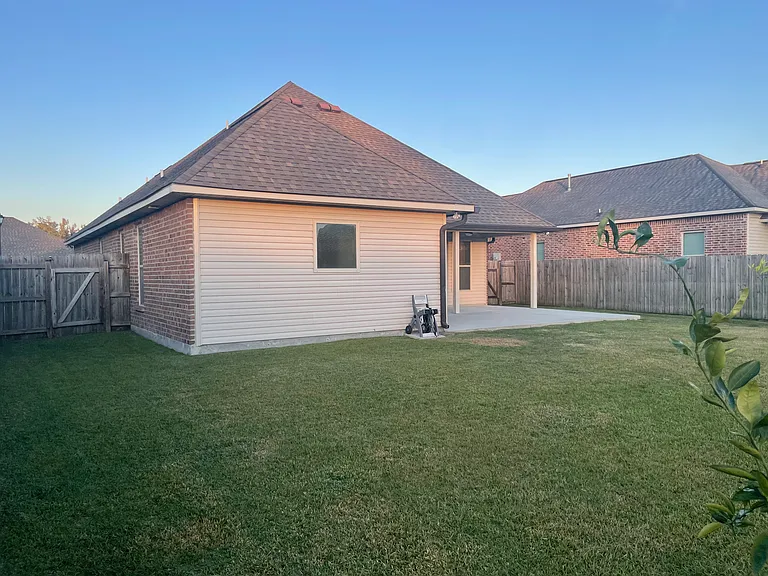 7930 Tall Willow Ave — Photo 4