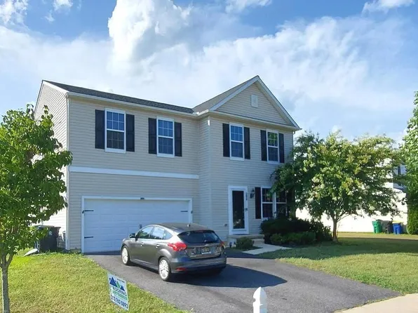 294 W Pembrooke Dr, Smyrna, DE 19977