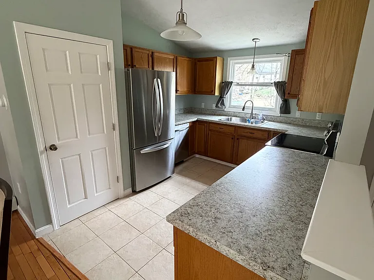 1325 Candia Rd #10 — Photo 6