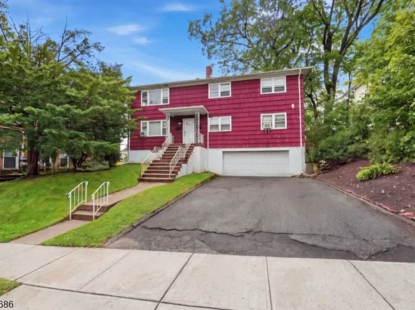 15 Monroe Pl #2, Montclair, NJ 07042