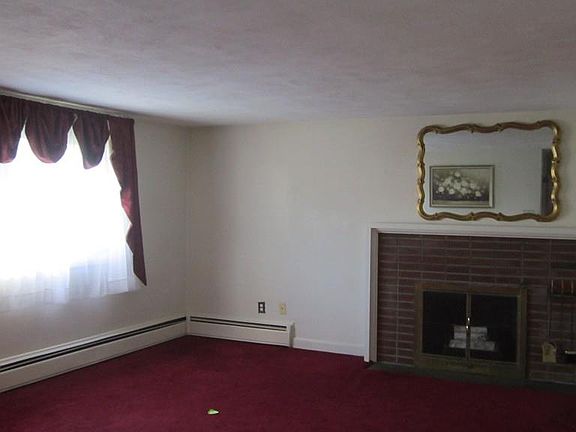 5th image of 325 Revere St #1