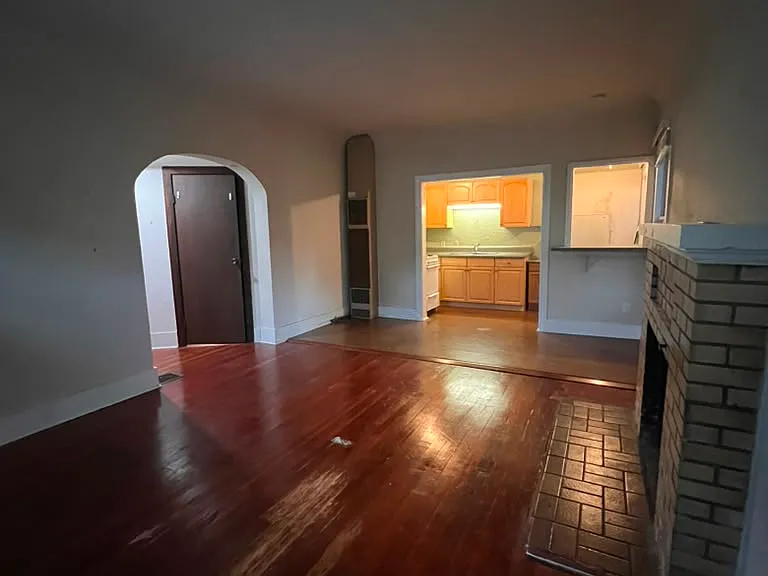 807 N 49th St #1 — Photo 3