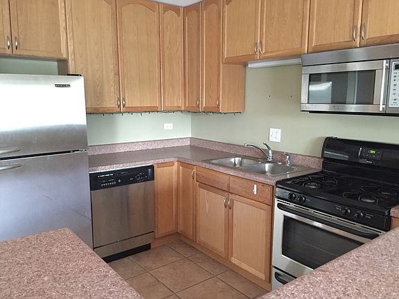 5th image of 1515 E Churchill Dr Unit 202