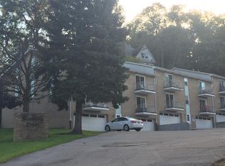 1773 Crafton Blvd #4, Pittsburgh, PA