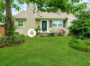 3725 Greenwich Rd, Louisville, KY 40218