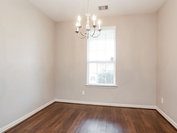 4th image of 2814 Mesquite Ridge Dr