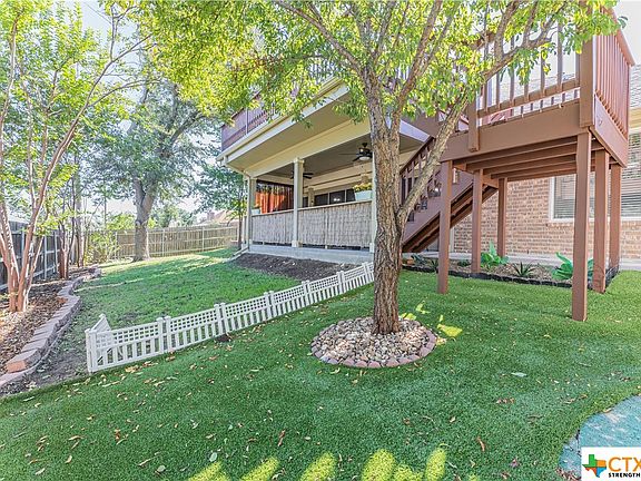 4th image of 1809 Tanglewood Dr