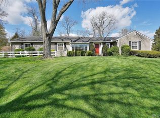 227 Bur Del Dr, Dayton, OH 45429