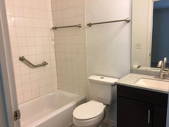 5th image of 2284 Hartsfield Way