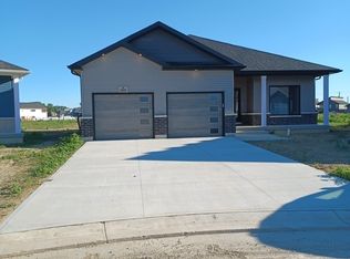 160 Grassland Grv, Chatham Kent, ON N7M0S5