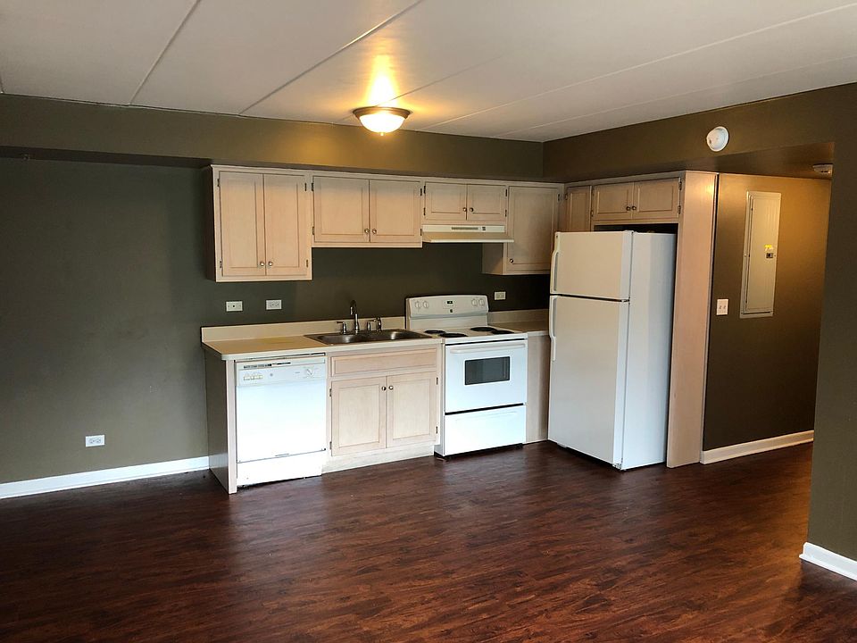 1st image of 7335 Oakwood Ave APT 2F