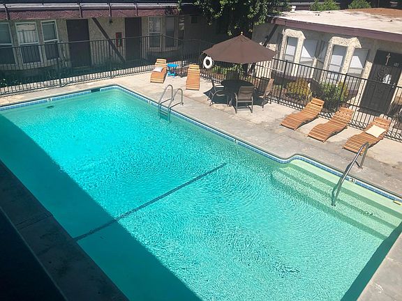 2nd image of 7817 Ventura Canyon Ave #4