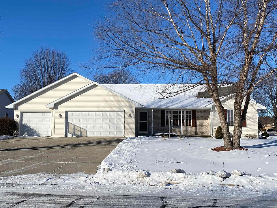 1st image of 1710 Emerald Dr