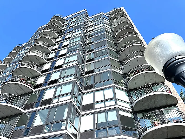2521 Palisade Ave #1S — Photo 10