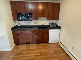 2595 Massachusetts Ave APT 4, Cambridge, MA 02140