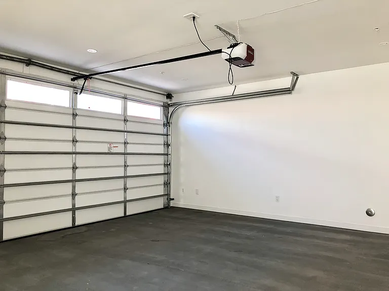 1317 Cabrillo Ave — Photo 41