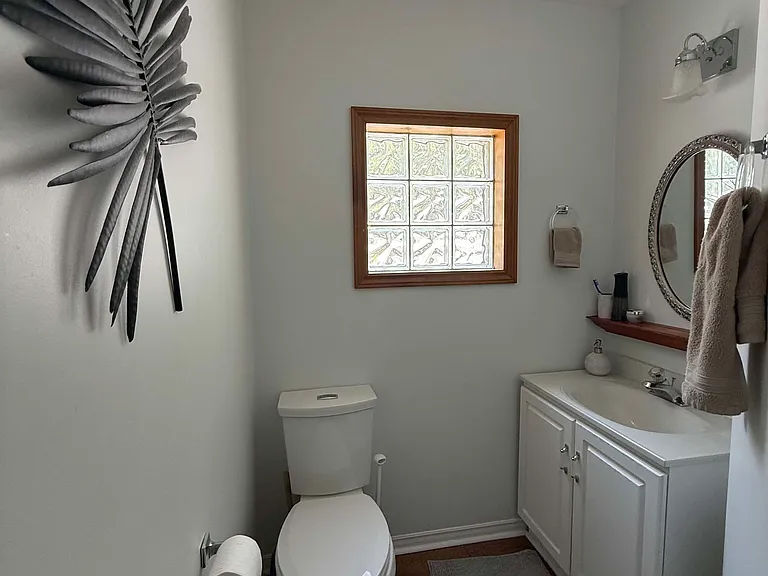 Powder room