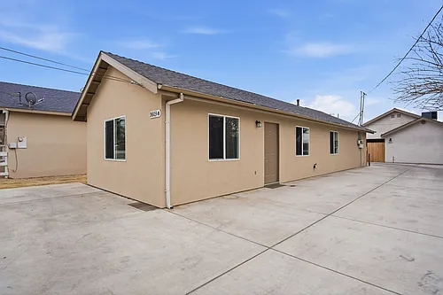 15603 August Ave Photo 1