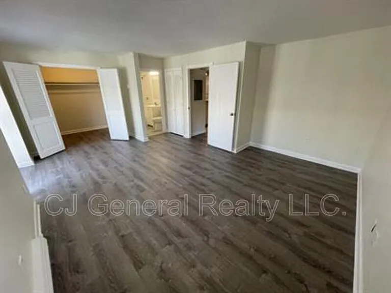 106 Broad St #52 — Photo 9