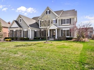 4120 Prairie Crossing Dr, Saint Charles, IL 60175