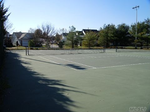 5th image of 6 Alexandra Dr