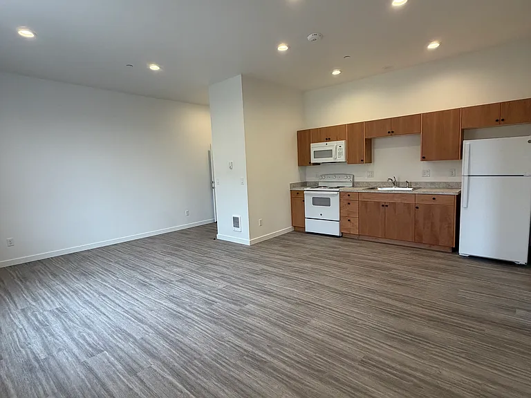 115 Main Ave #201 — Photo 5