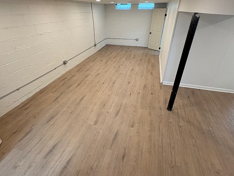 9609 Alexander Rd — Photo 11