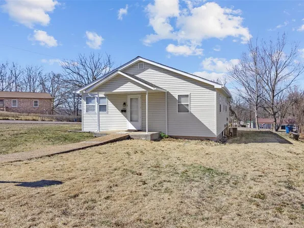 1102 Nipper Ave, Potosi, MO 63664