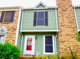 3 Abbey Rd, Euless, TX 76039