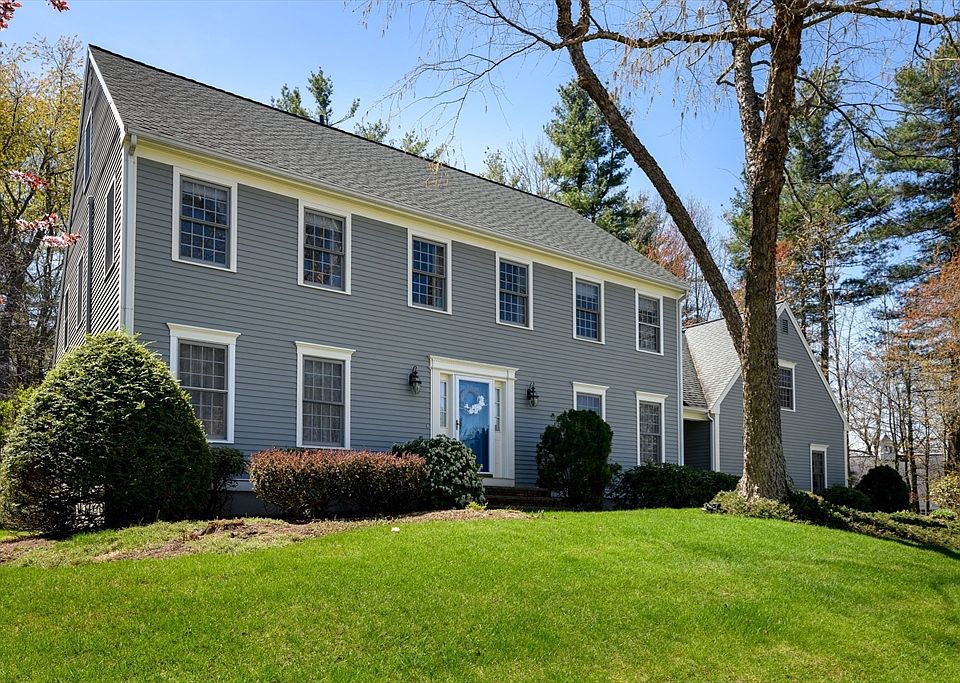 1st image of 122 Fox Hill Dr